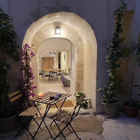 Апартаменты Croce Luxury With Air Conditioning, Wi-fi N0975